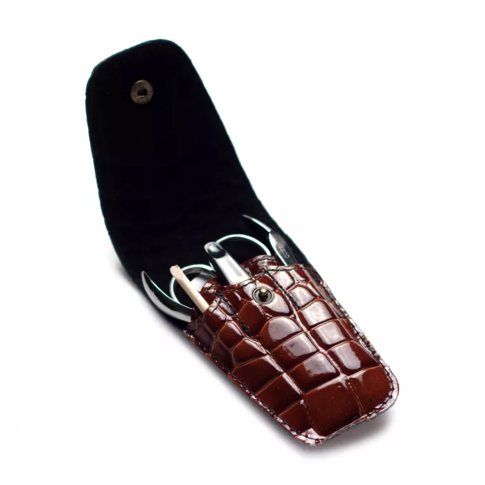 Набор маникюрный дорожный 1 предмет натур кожа, ножницы, на кнопке